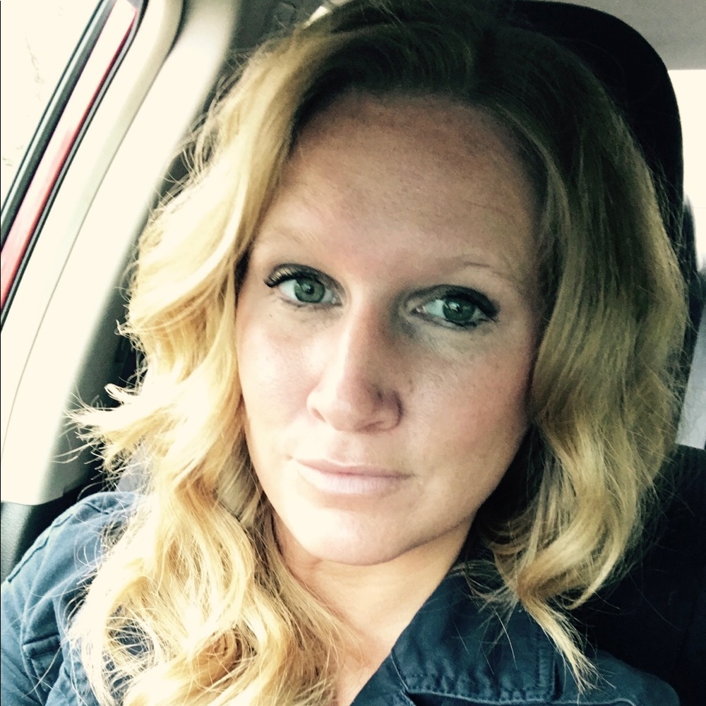 Meet your Posher, Jennifer